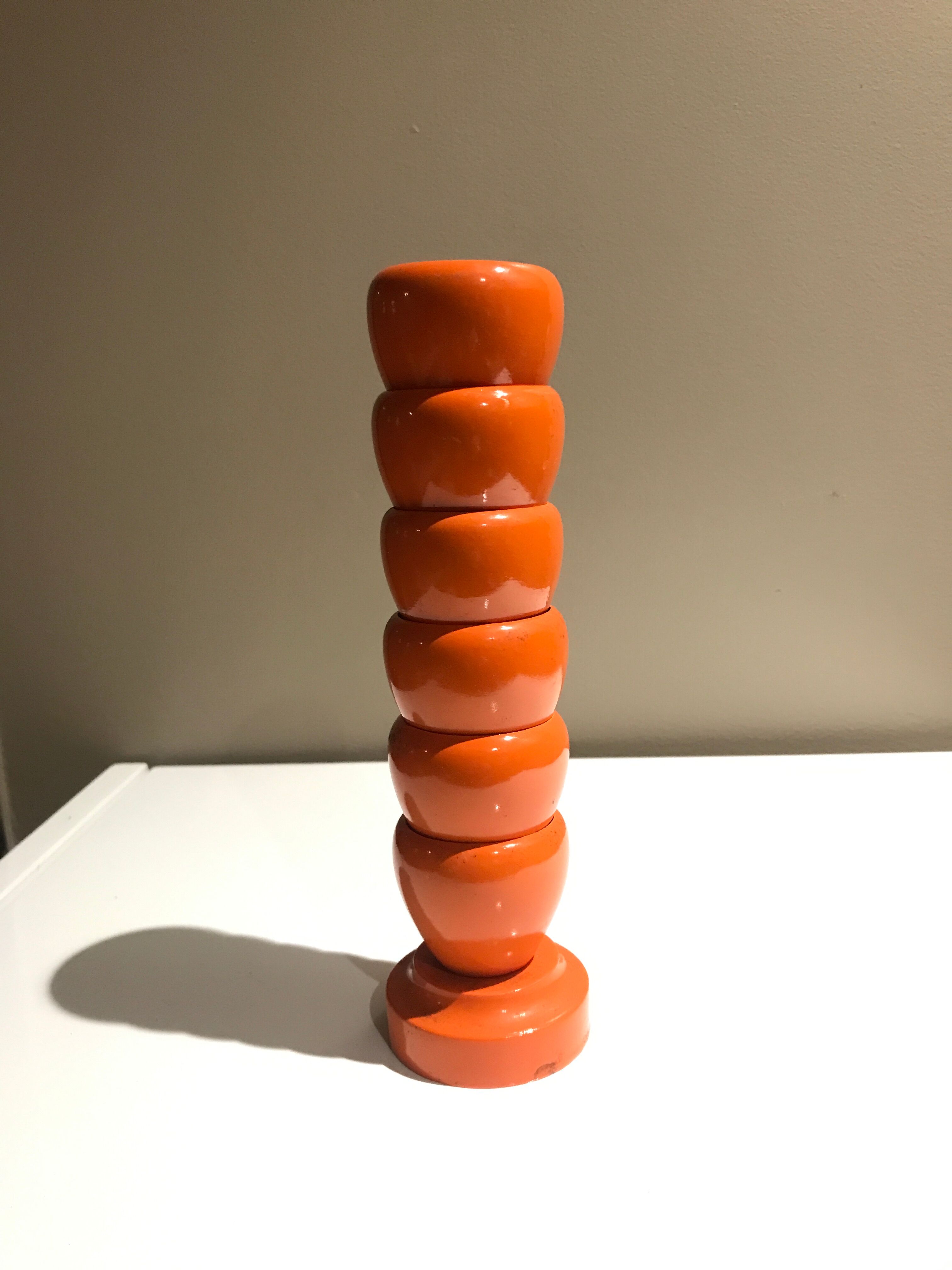 6 orange wooden coquetiers