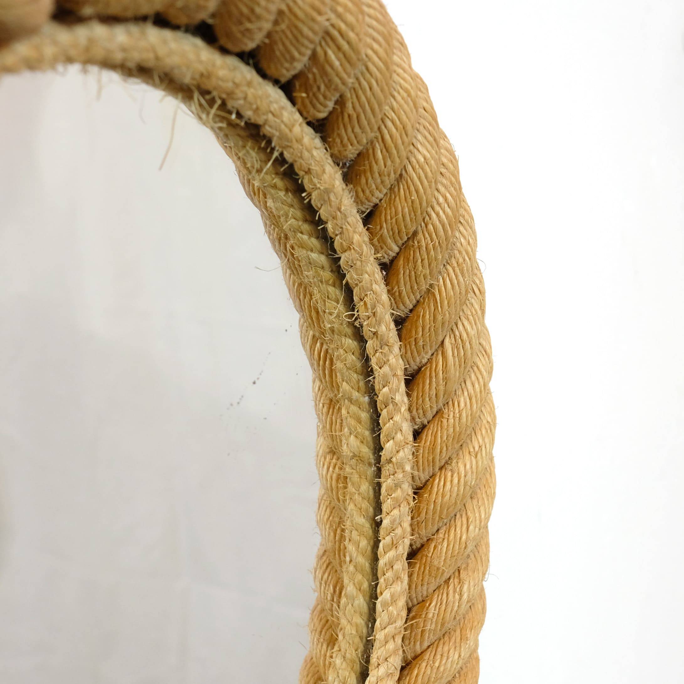Round mirror with a rope frame, 35 cm.