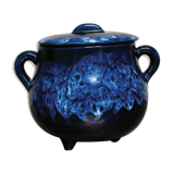 Flaming ceramic tripod pot to divert into pot cache