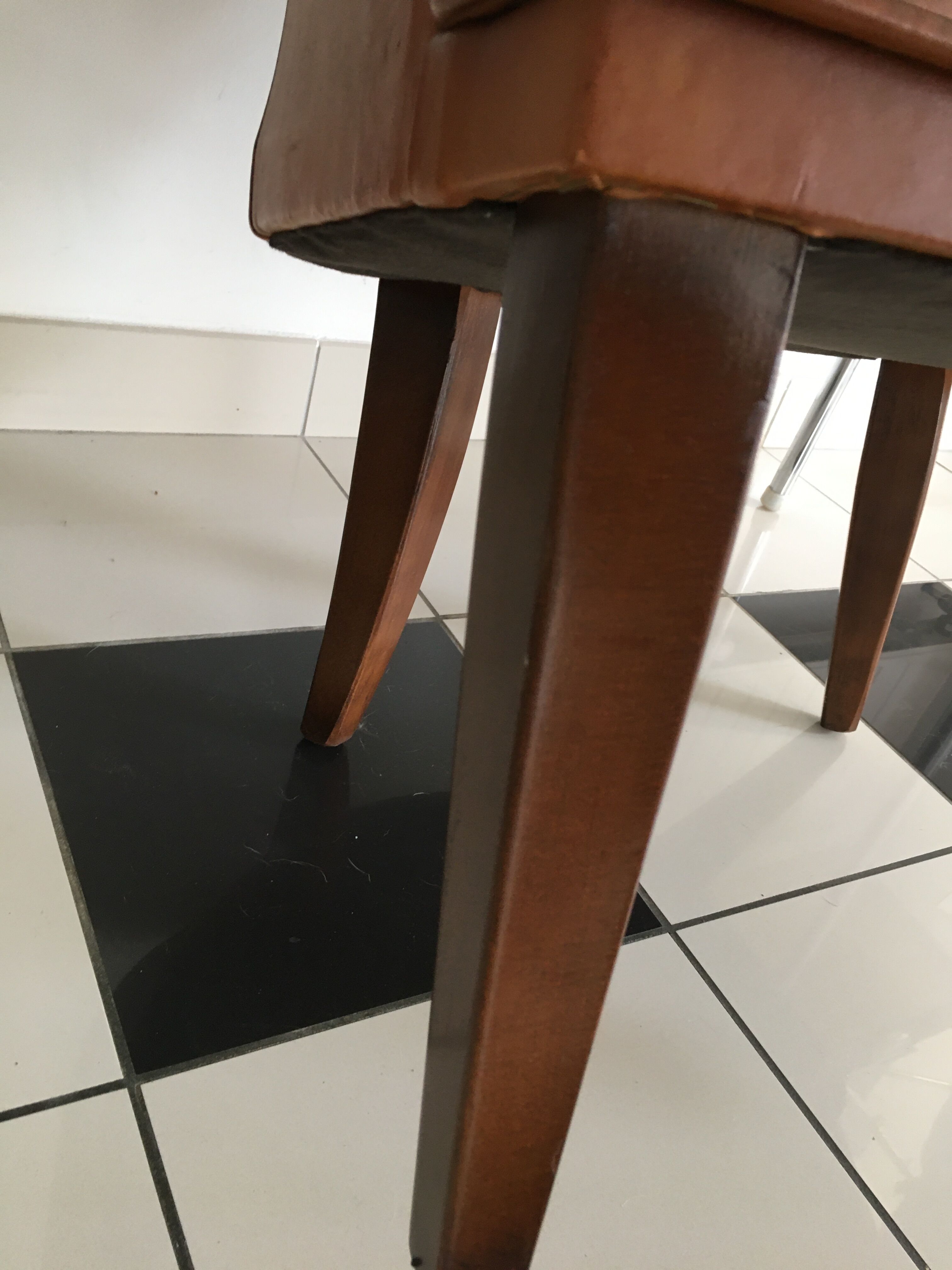 Leather club armchair