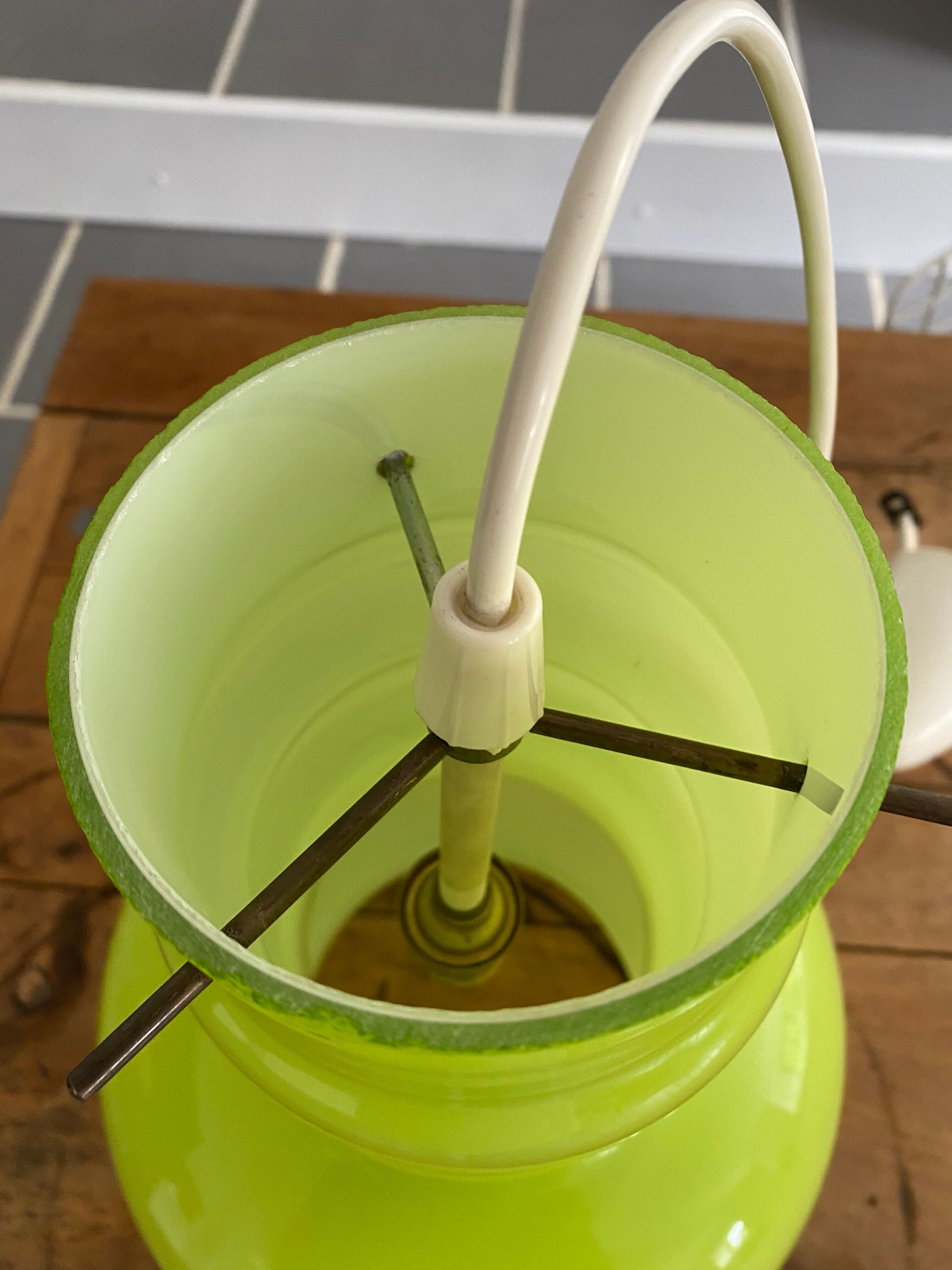 Vintage Italian opaline suspension