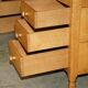 Bureau trépied vintage 1970 de Robert Mouseman Thompson avec plateau adazé