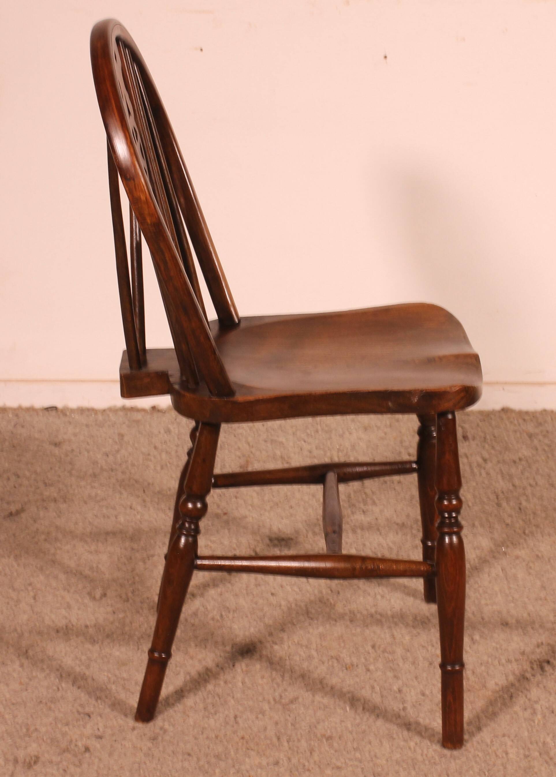 Set Of 6 Windsor Wheelback Chairs