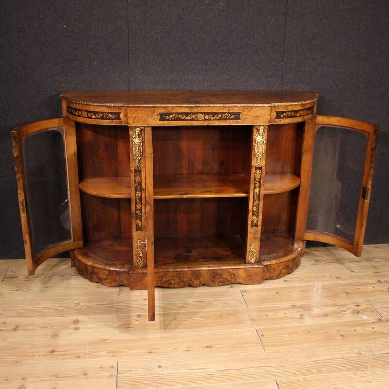 Buffet anglais en marqueterie, 20e siècle