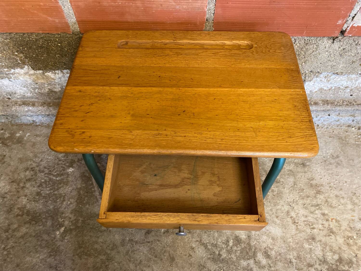 Bureau Ecolier MULLCA MCA 321 de Jacques Hitier Pieds Tube Métal & Bois