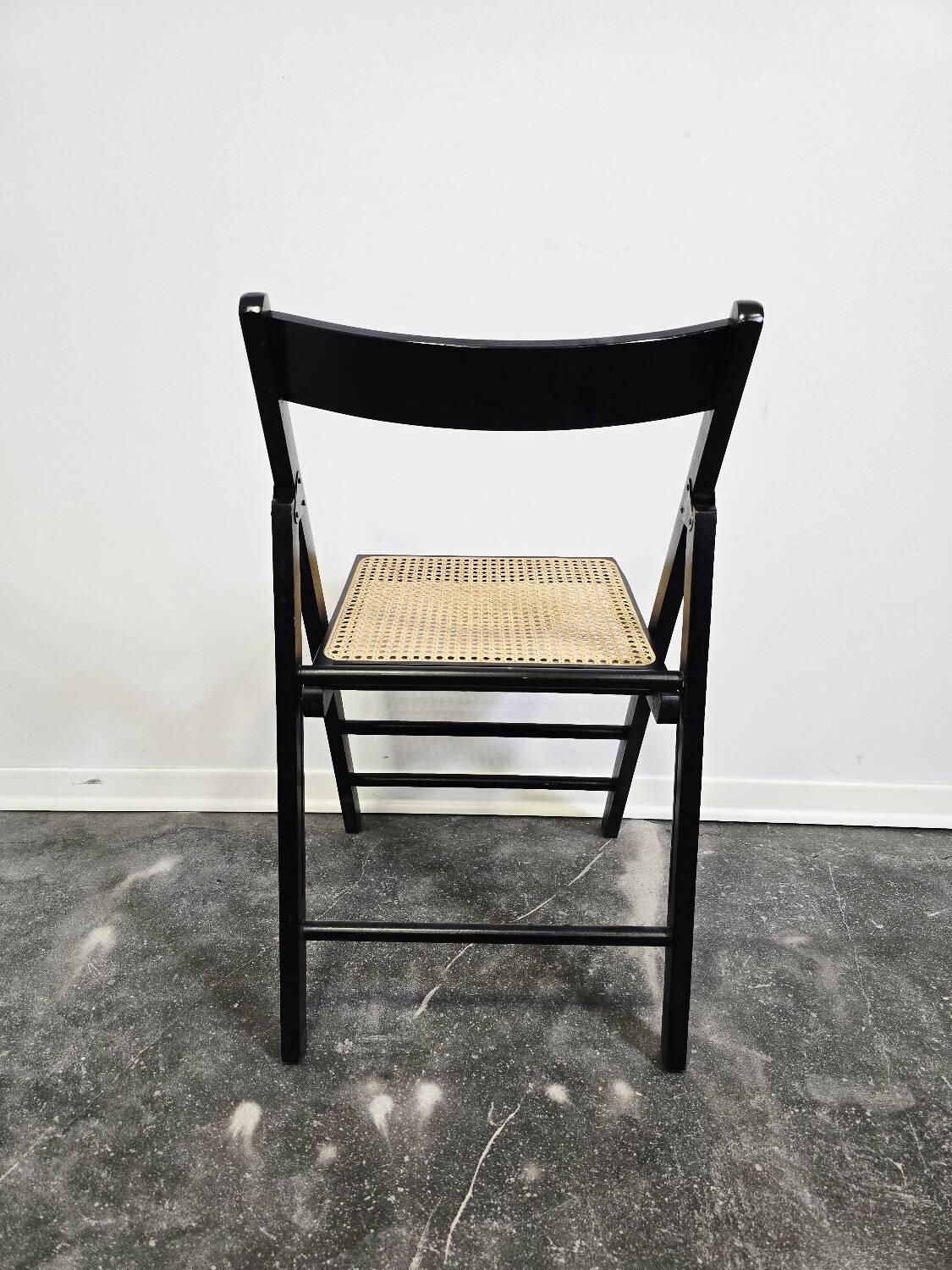 Chaise pliante noire des années 90