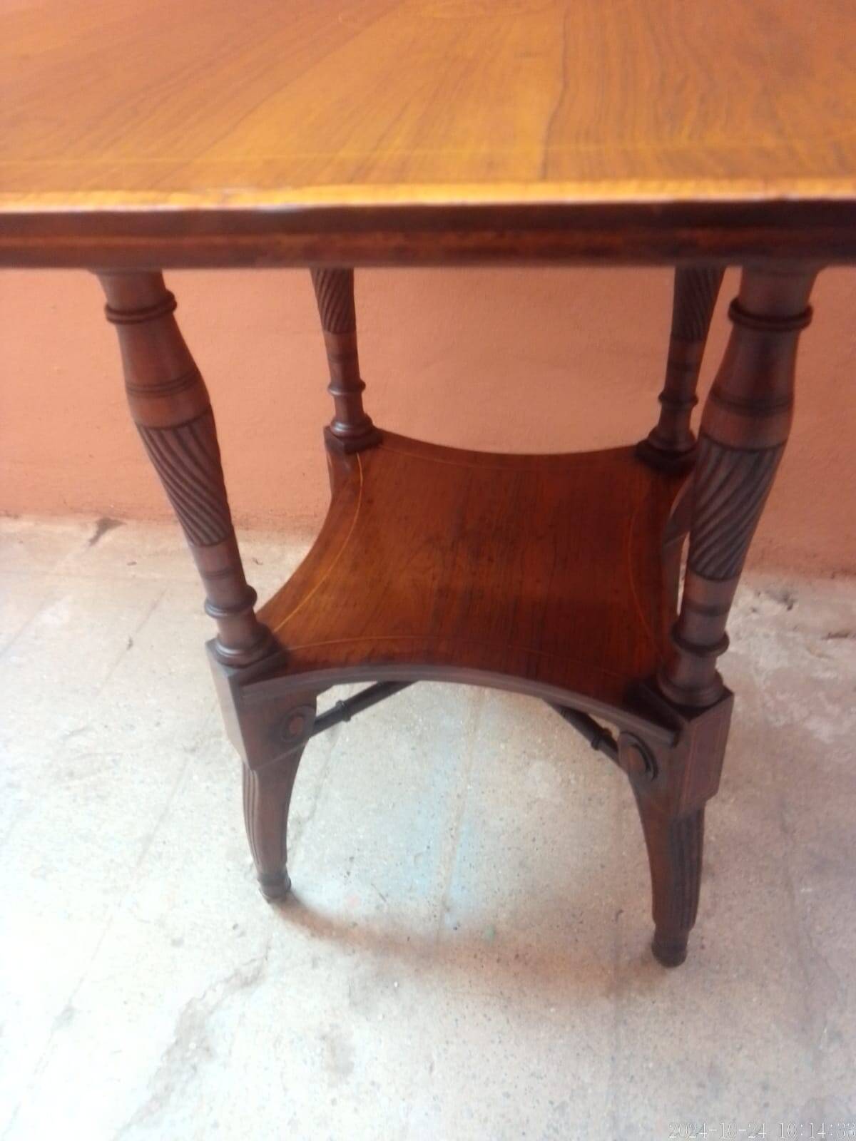 English pedestal table