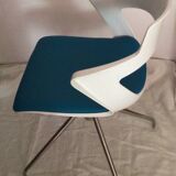 Kicca swivel chair by Kastel design