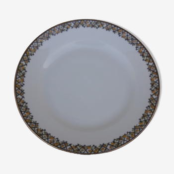 Round porcelain dish U M L diam 31 cm