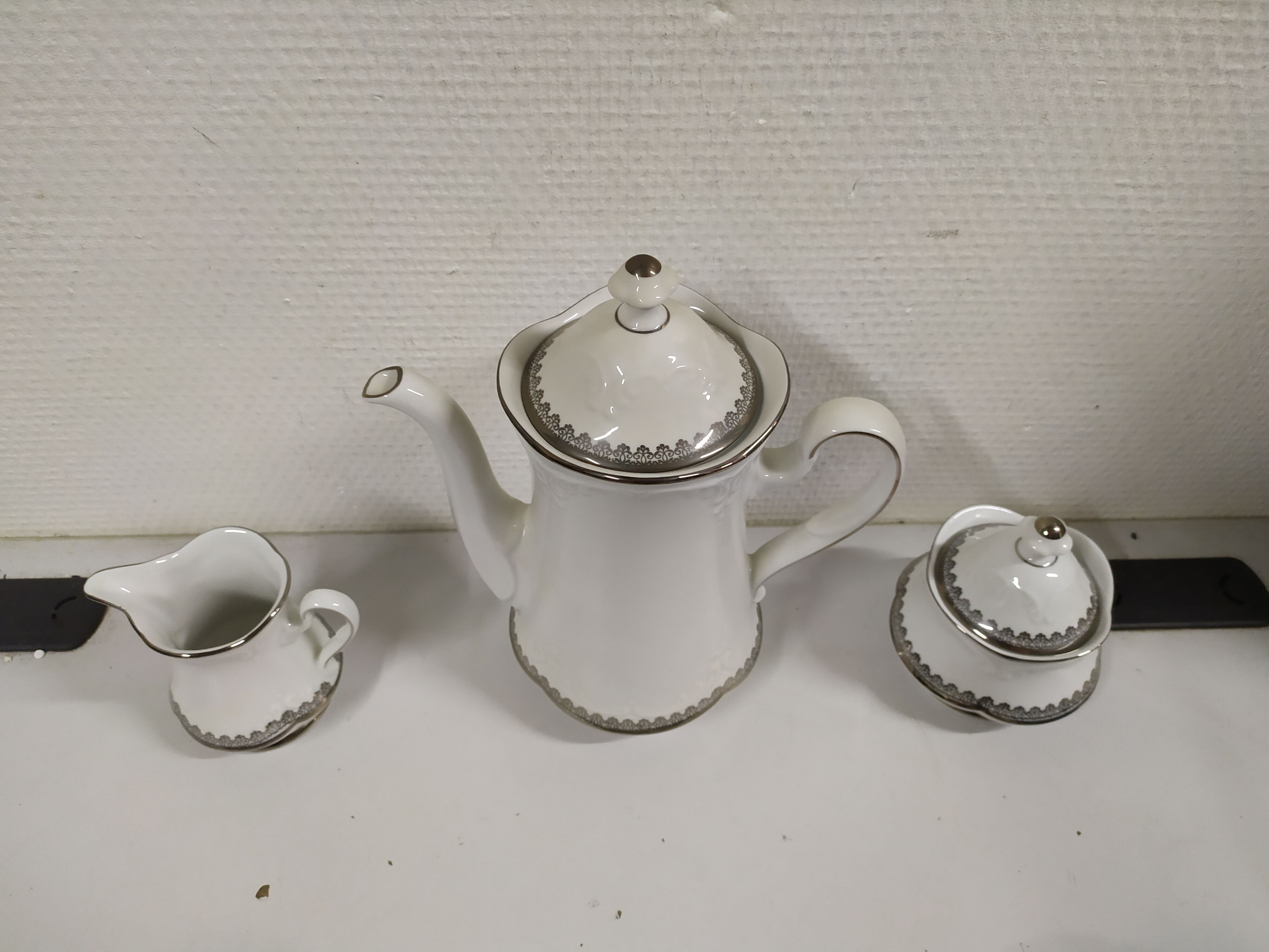 Coffee service for 6 people bavaria white and silver cup plate coffee maker milk pot sugar