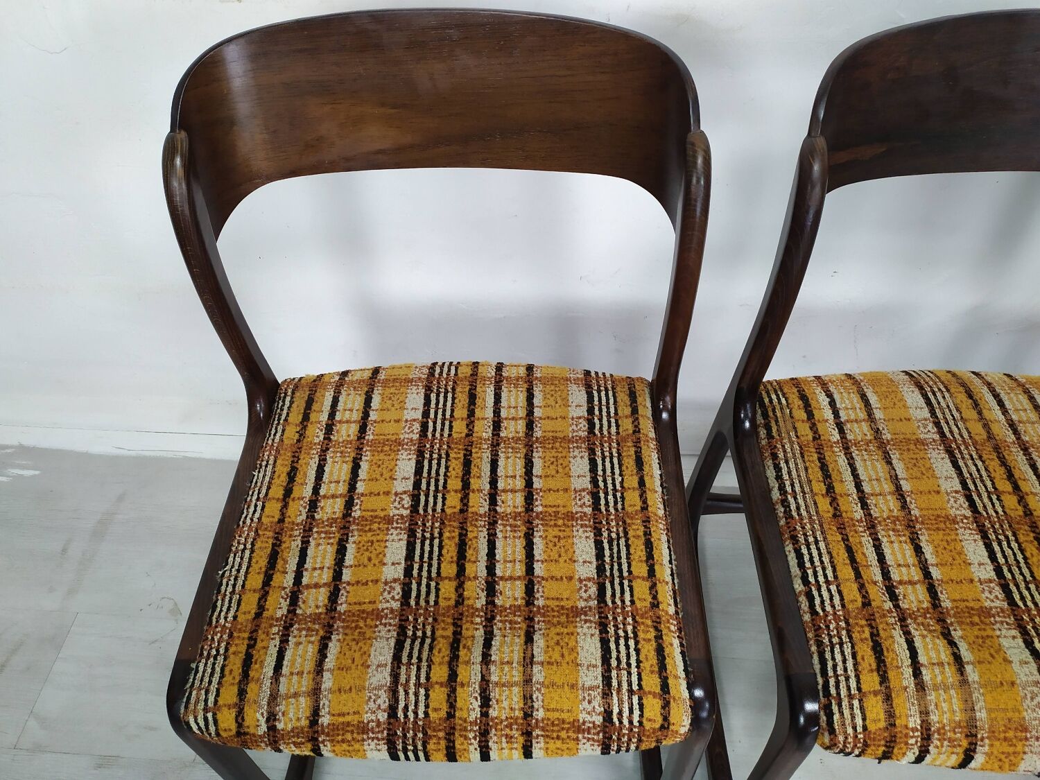 Set of 4 Baumann chairs