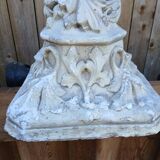 Stand, corbel, wall console in stucco with leaf ornament
