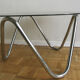 Table basse à pied serpent chromé des années 70