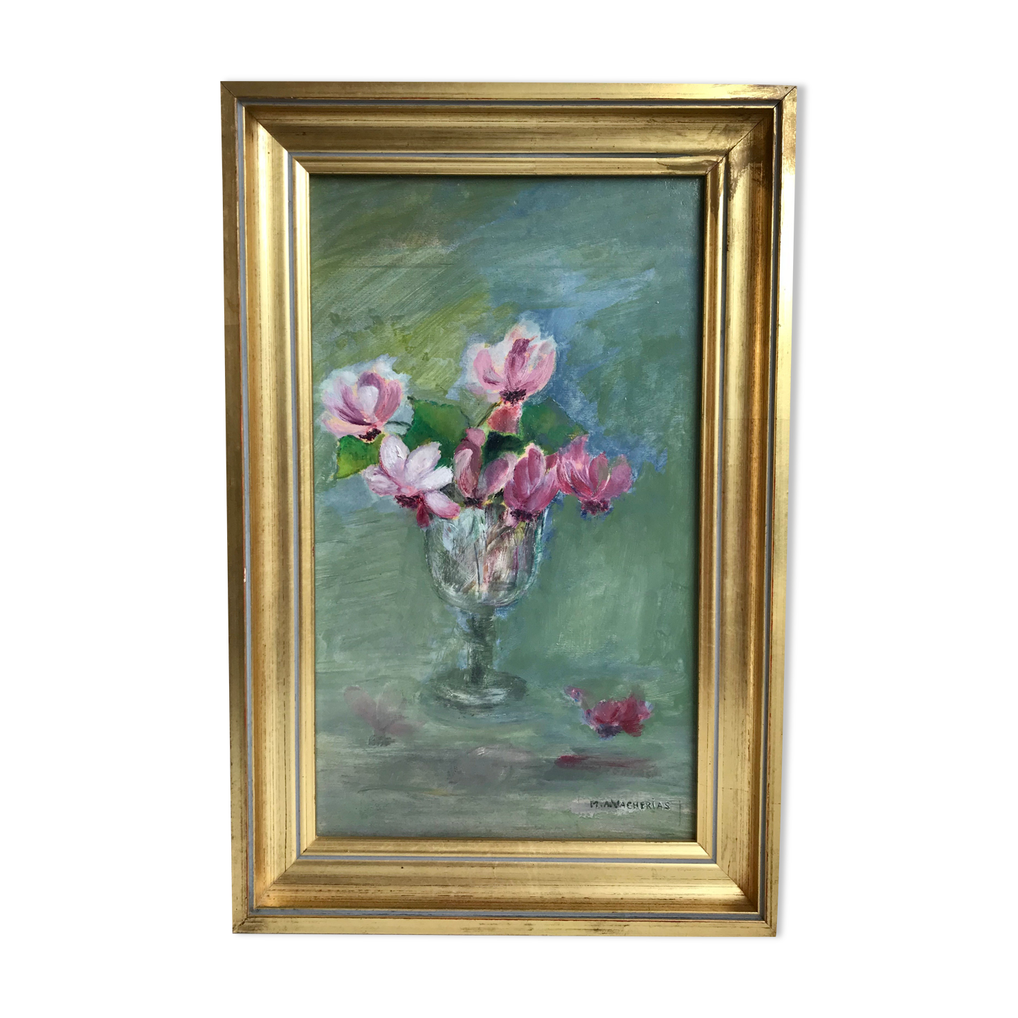 Signed bouquet of flowers table