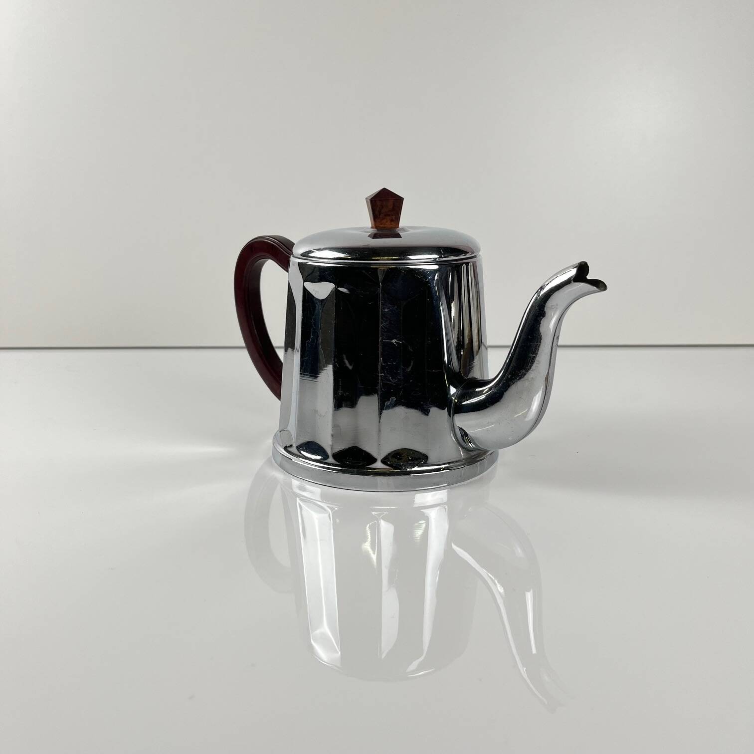 Vintage chrome-plated metal and bakelite coffee set, 1940s/50s