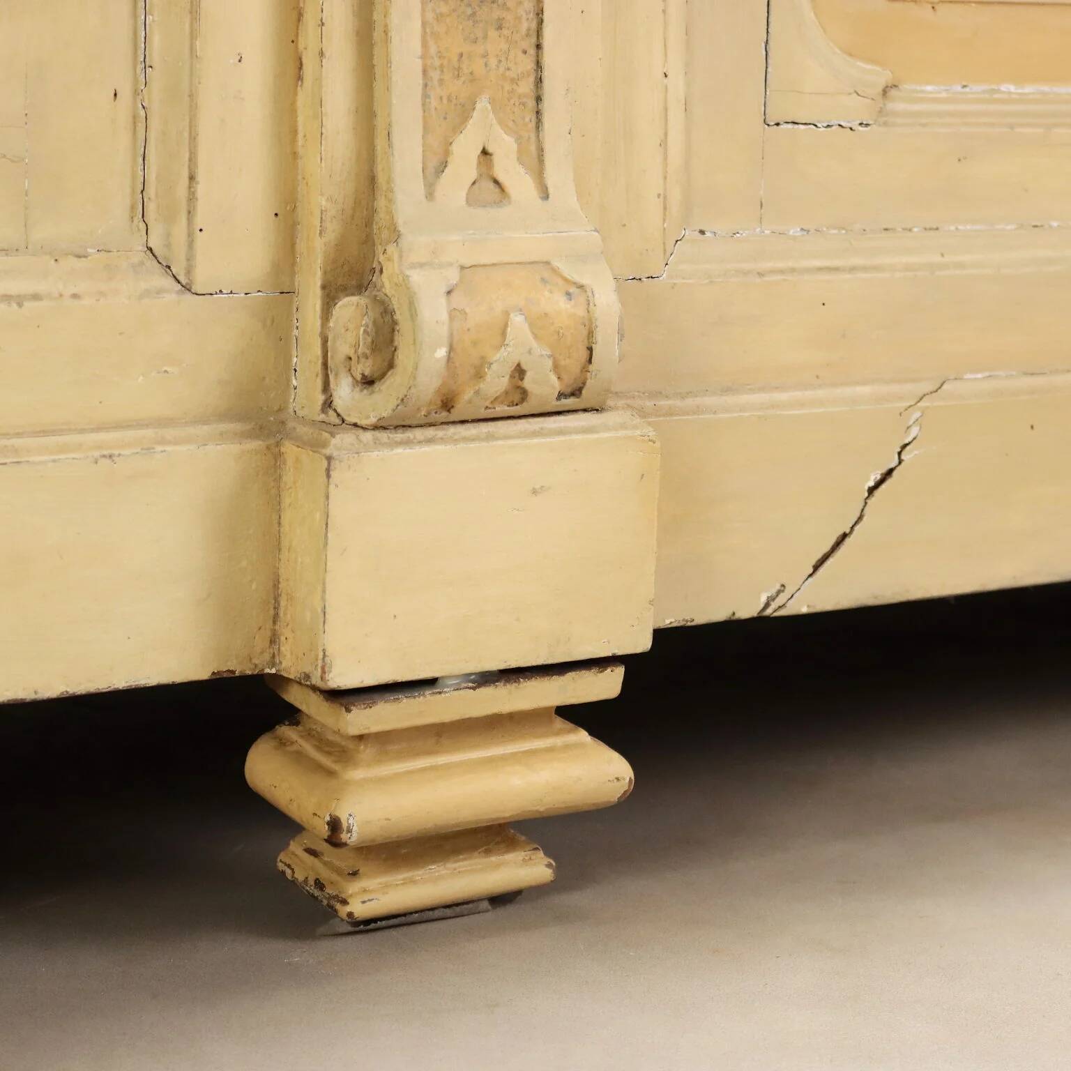 Antique pharmacy counter in lacquered walnut, Italy, late 19th century.