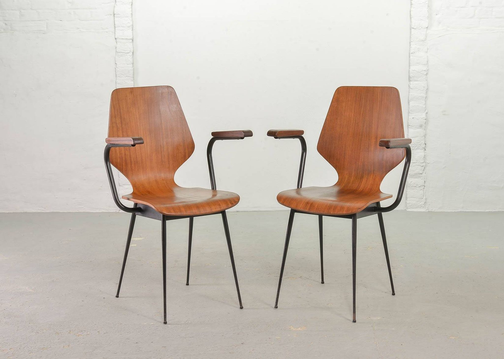 2 Carlo Ratti Style Minimalistic Plywood Side Chairs for Legni Curvati 50s