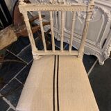 Ancienne chaise patinée gris taupe