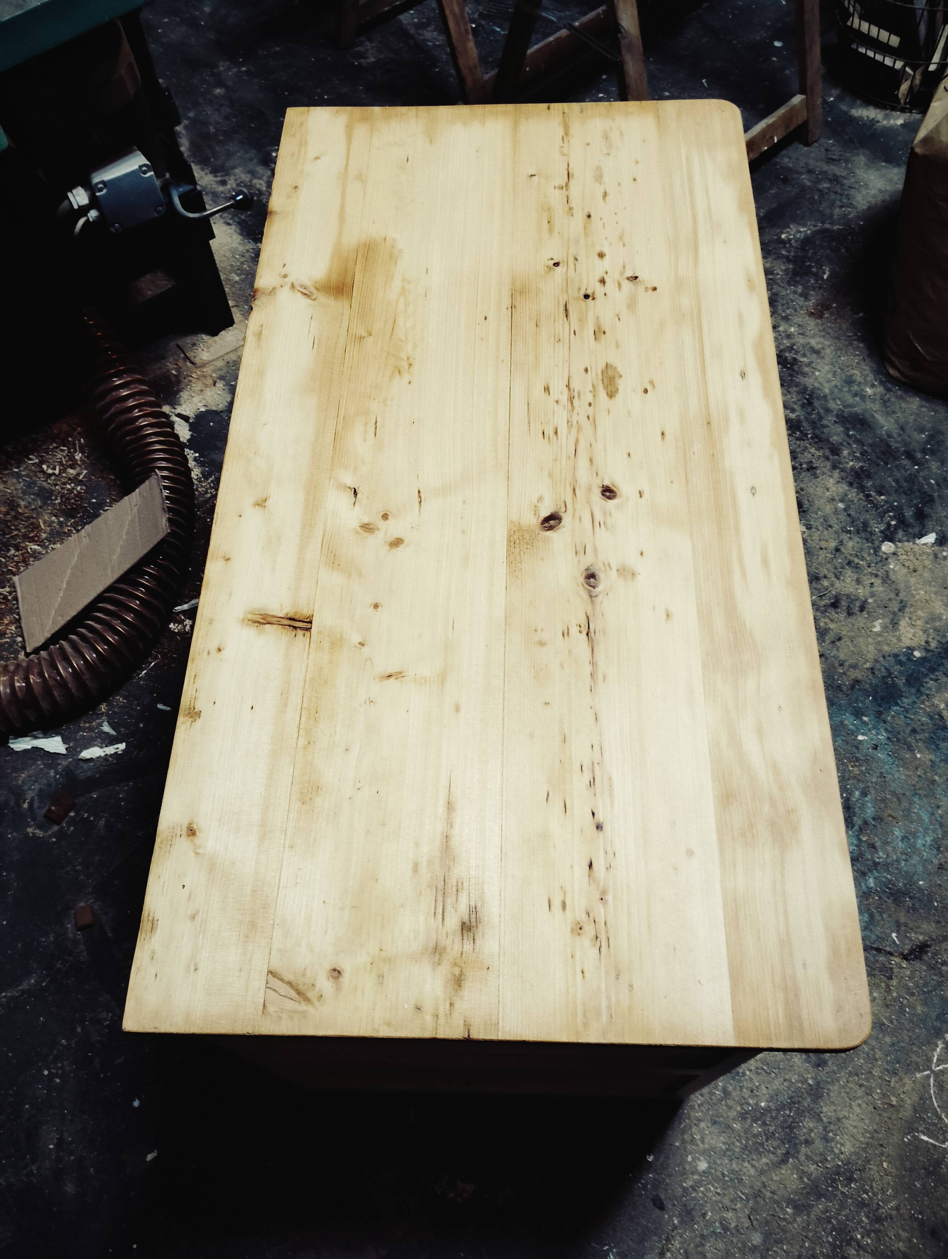 Mado/Parisian buffet