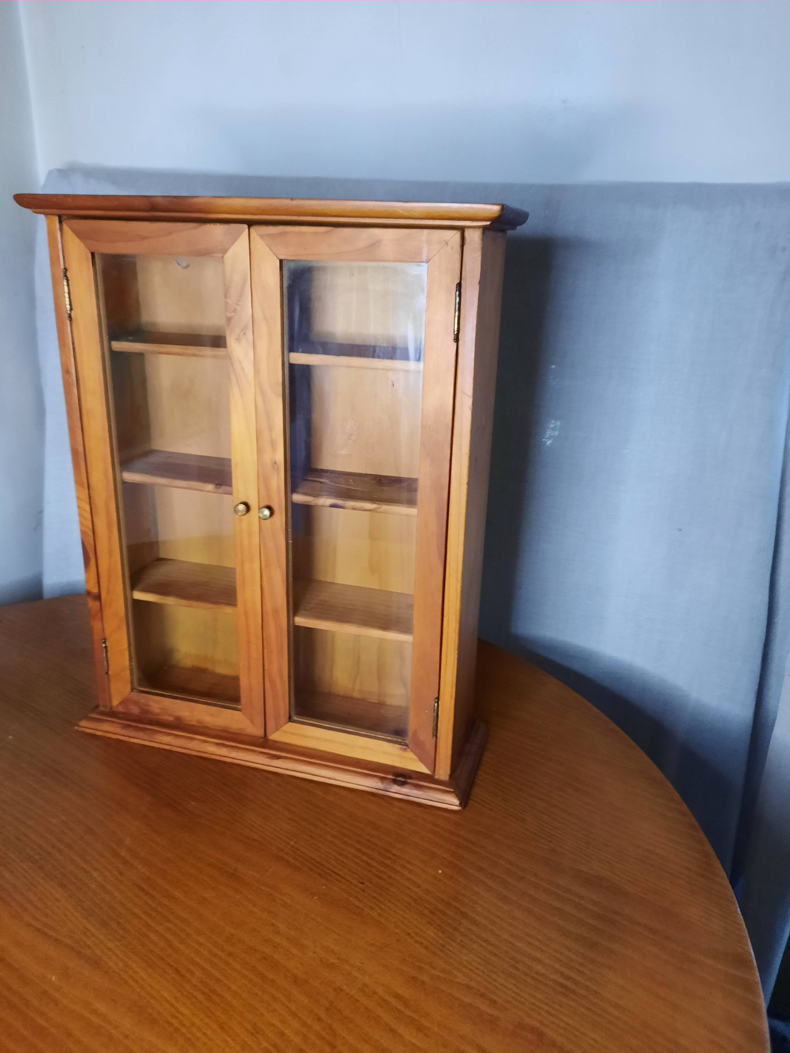 Pair of small display cabinets