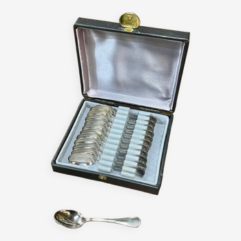 Series of 12 teaspoons in silver metal with their box