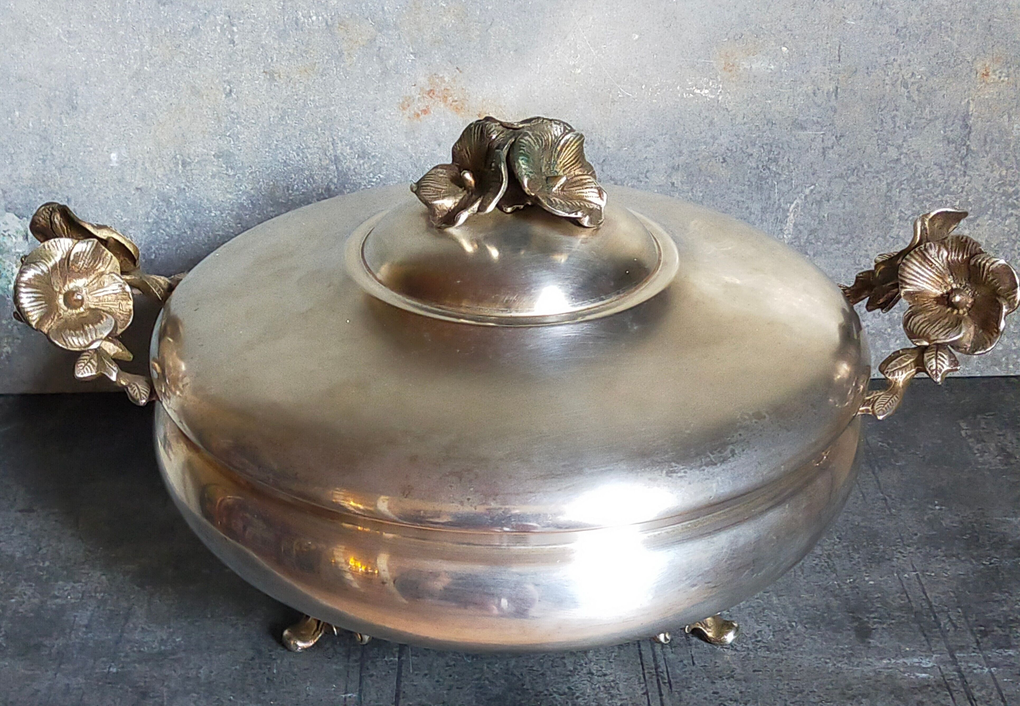 Alpaca silver metal serving dish with flowers