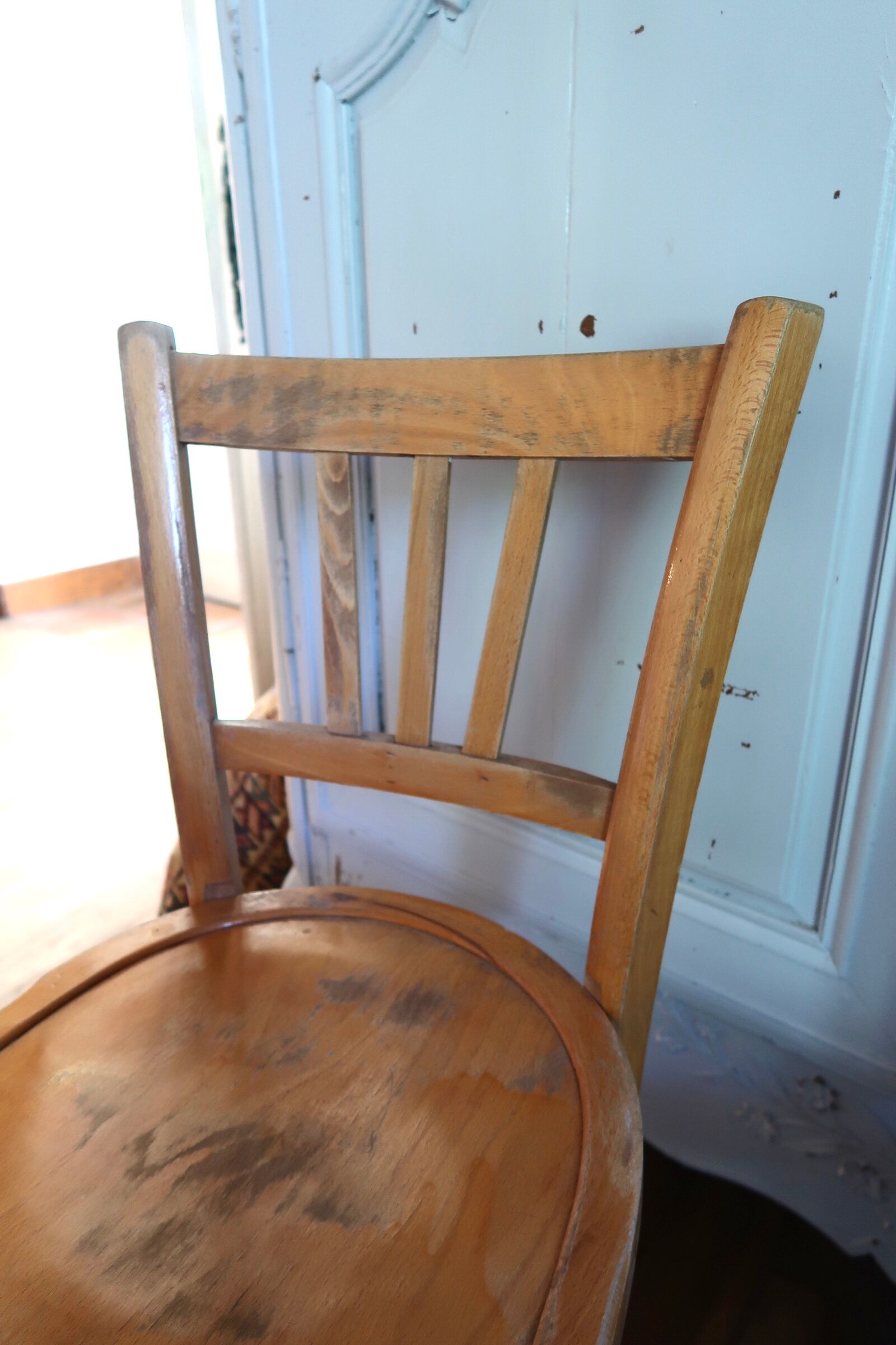 Lot de 2 chaises bistrot en bois