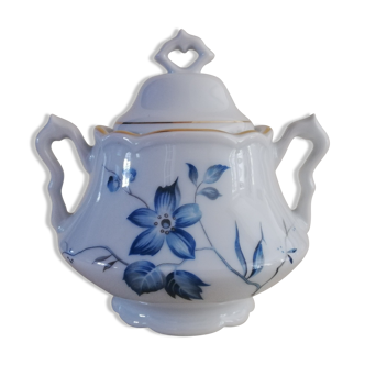 Berry porcelain sugar bowl