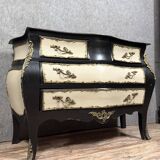 Curved Louis XV Baroque style chest of drawers in lacquered wood
