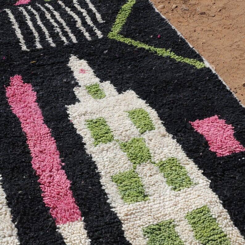 Moroccan Berber rug, decorated, 250cm x 150cm