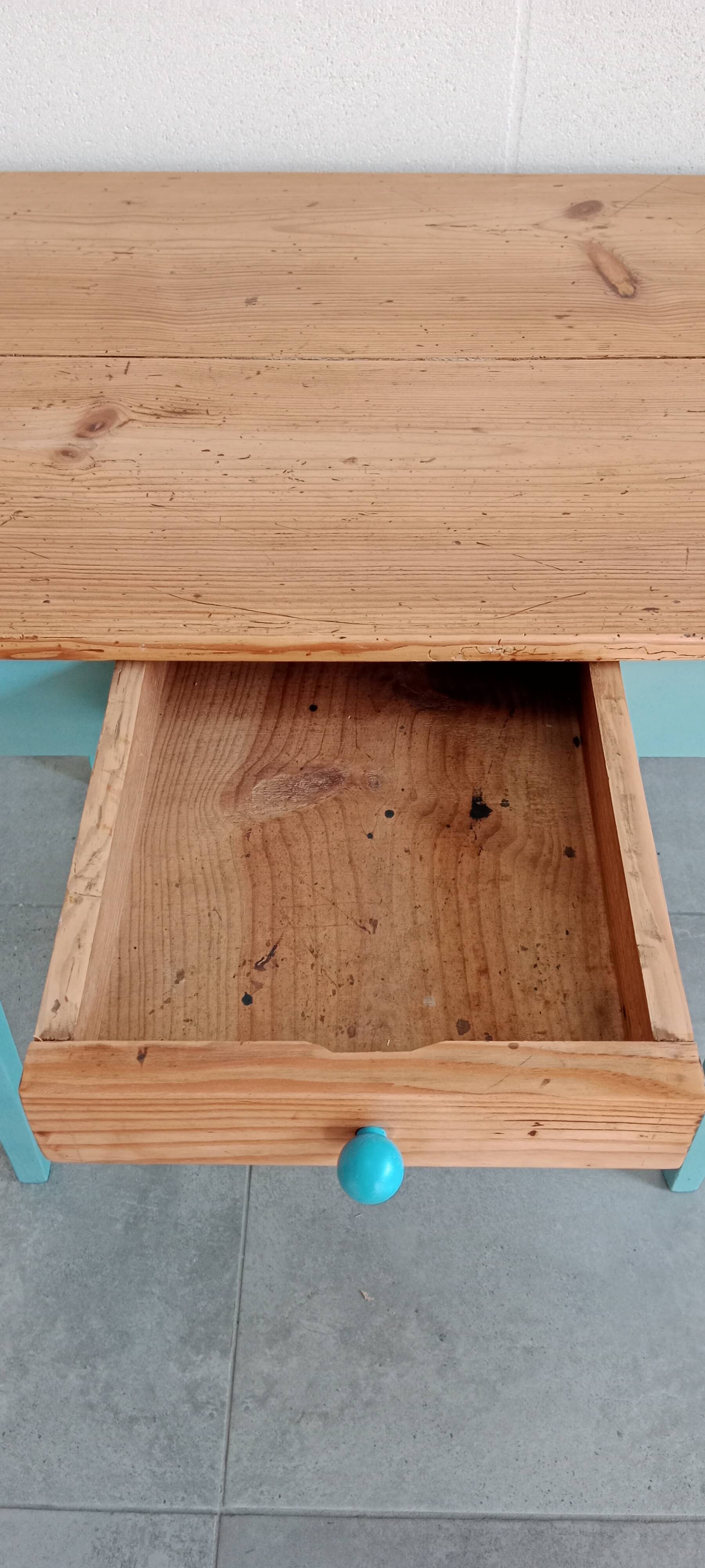 Table d'appoint ou bureau