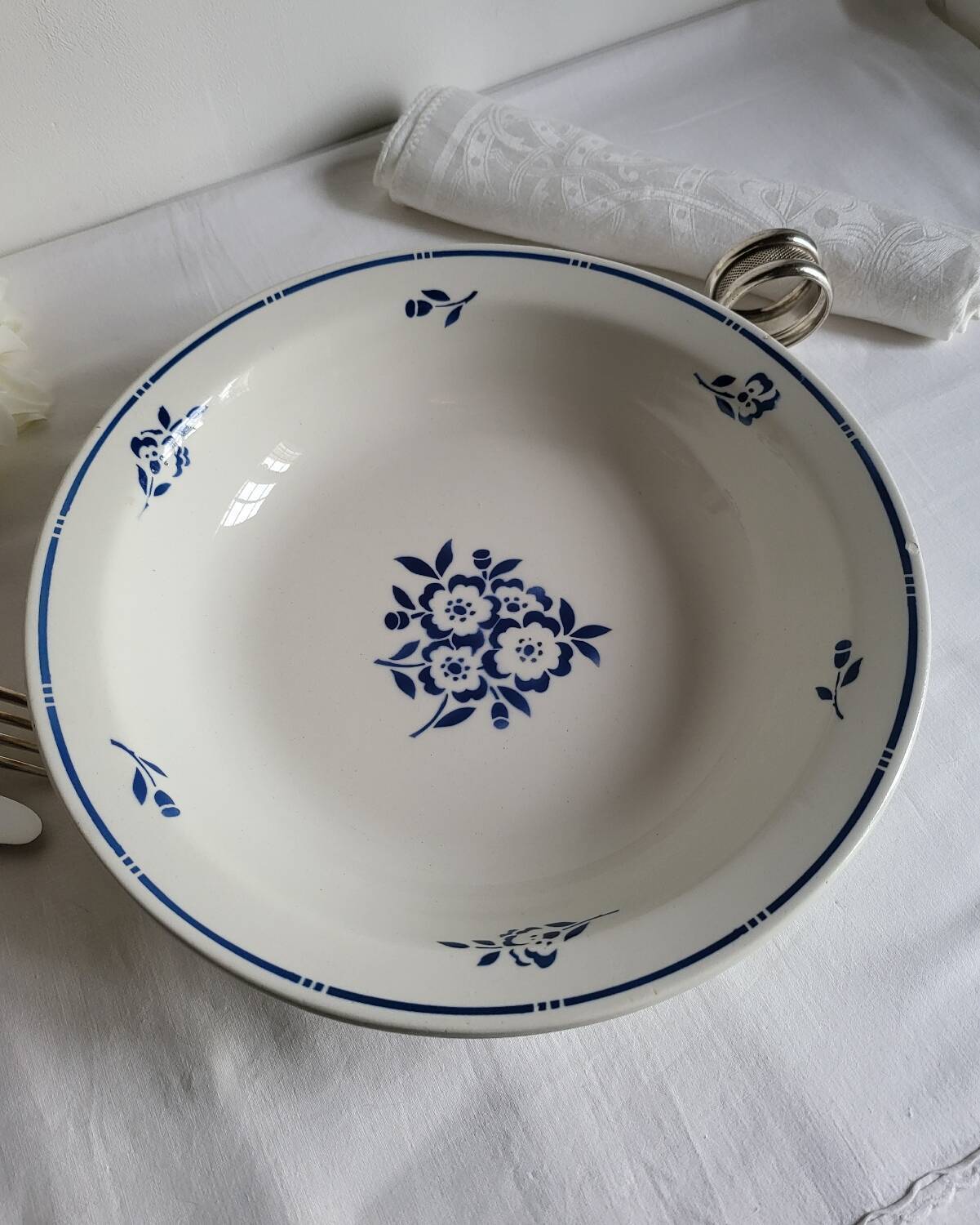 Large round hollow dish in earthenware Moulin des Loups & Hamage