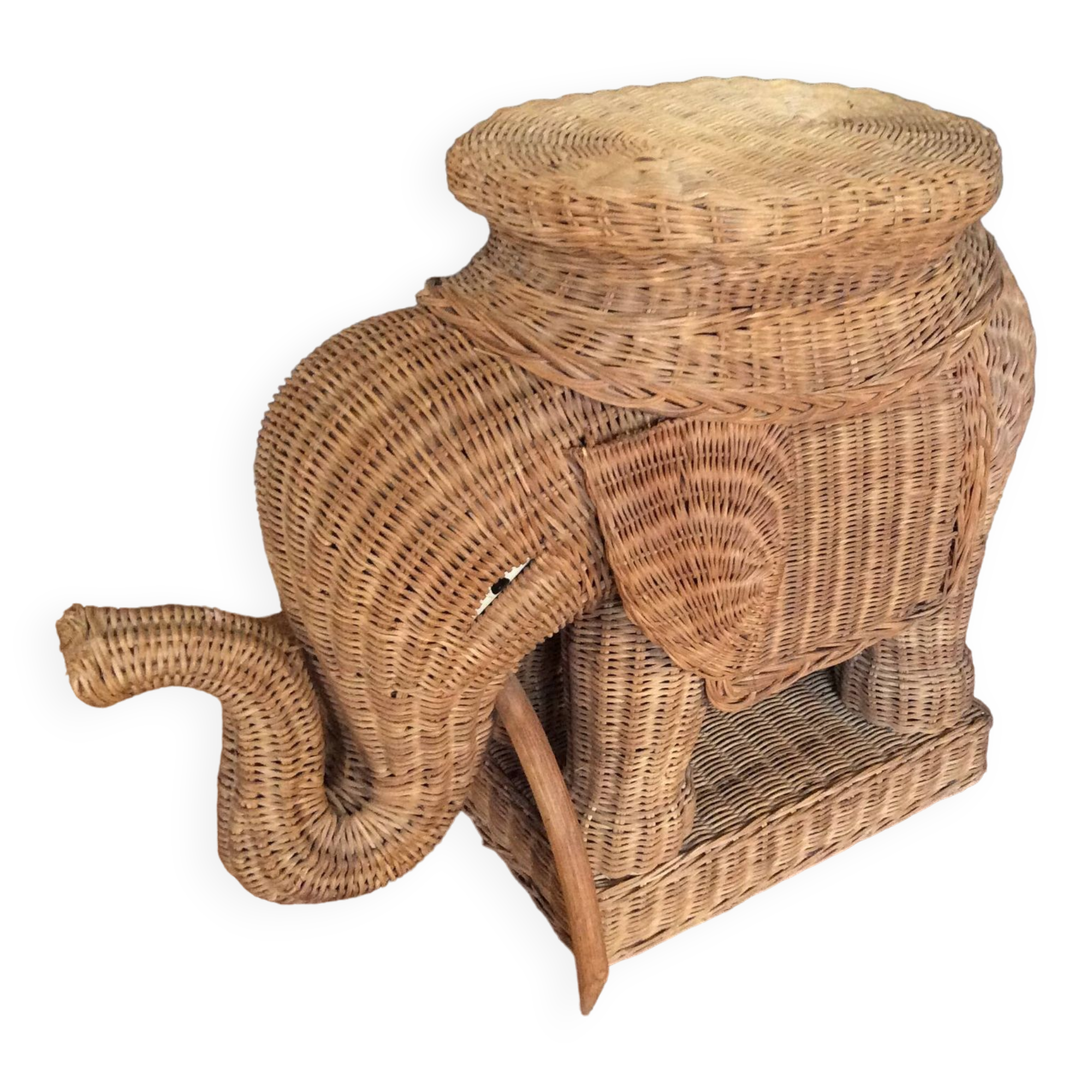 Wicker elephant side table