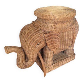 Table d’appoint éléphant en osier
