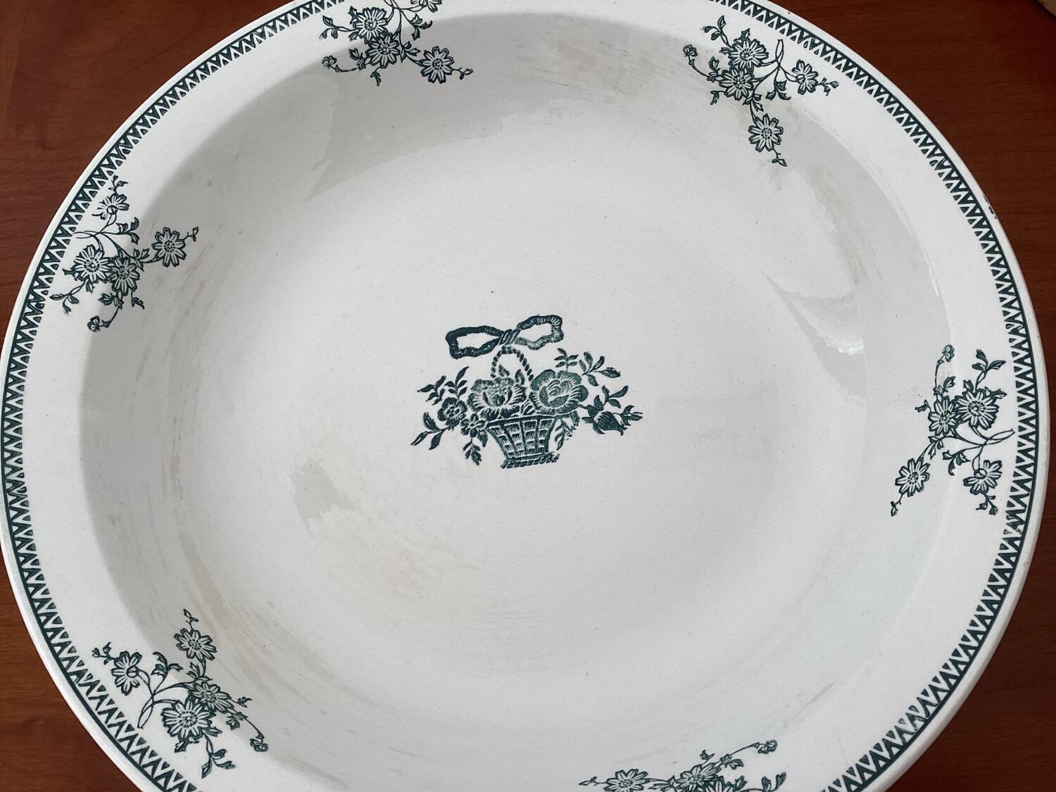 Old St Amand deep dish