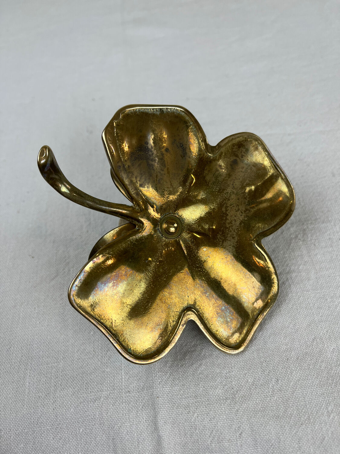Four-leaf clover candlestick