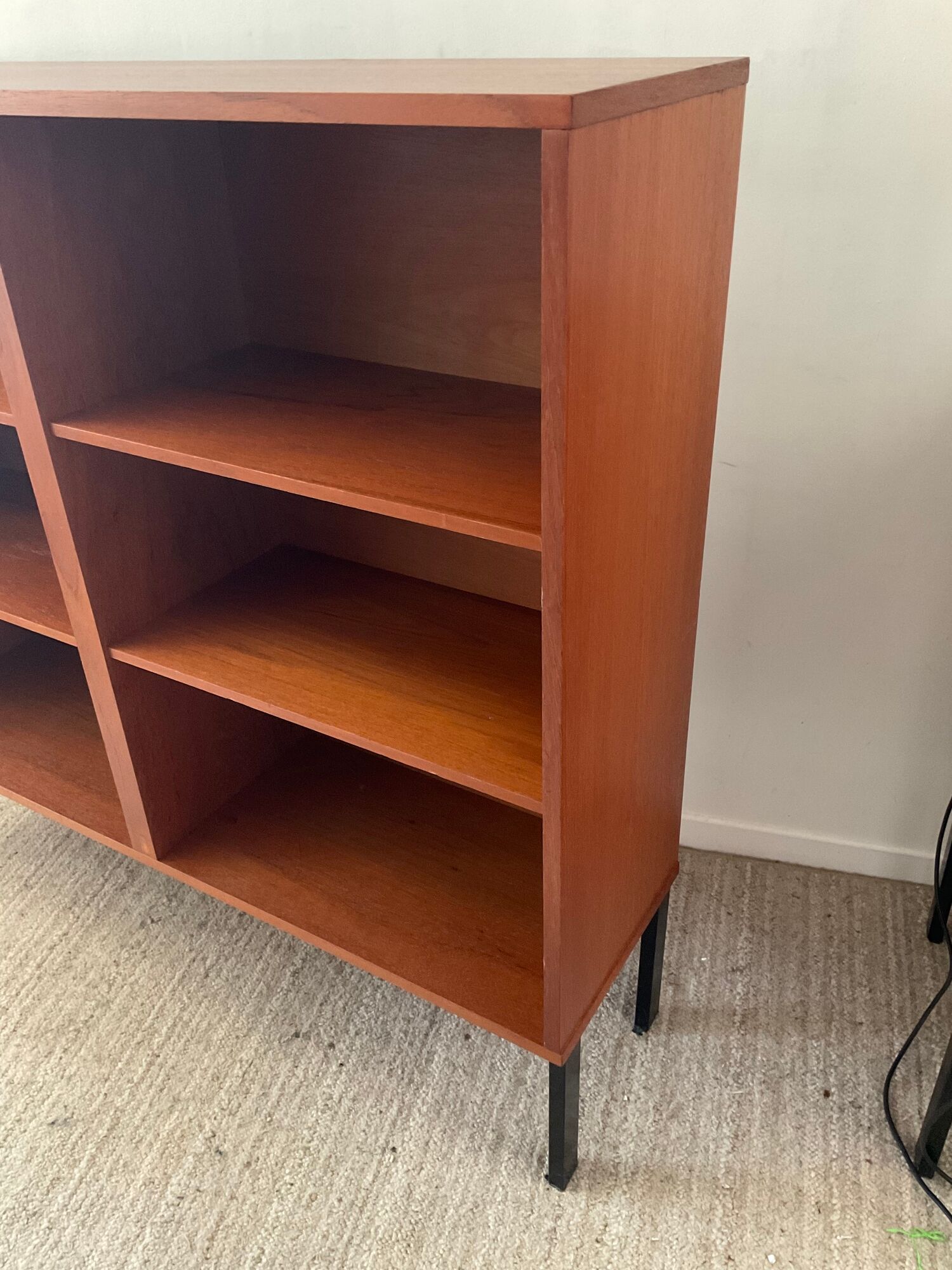 Library shelf by Pierre Guariche for Meurop 60s