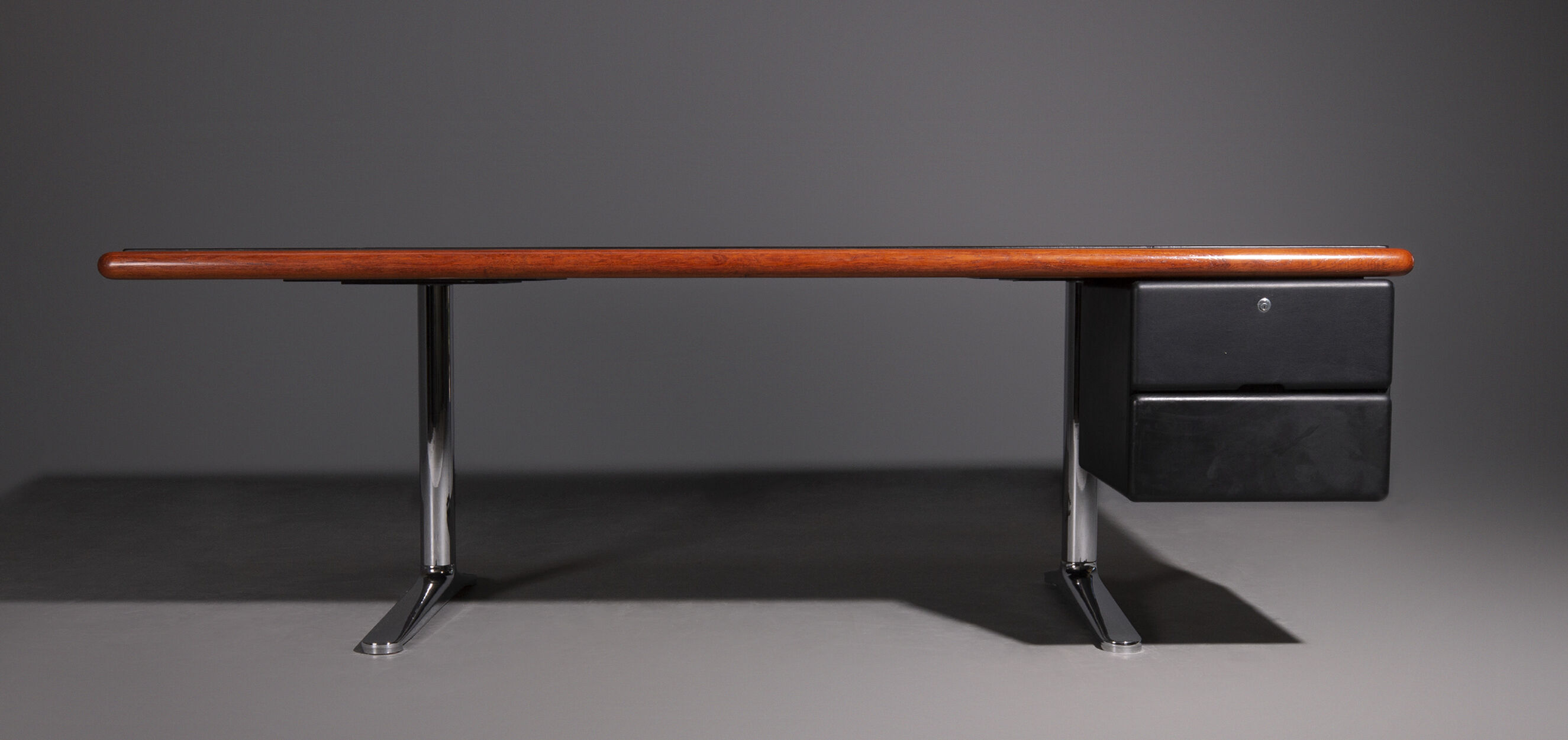 Warren Platner executive desk, Knoll International