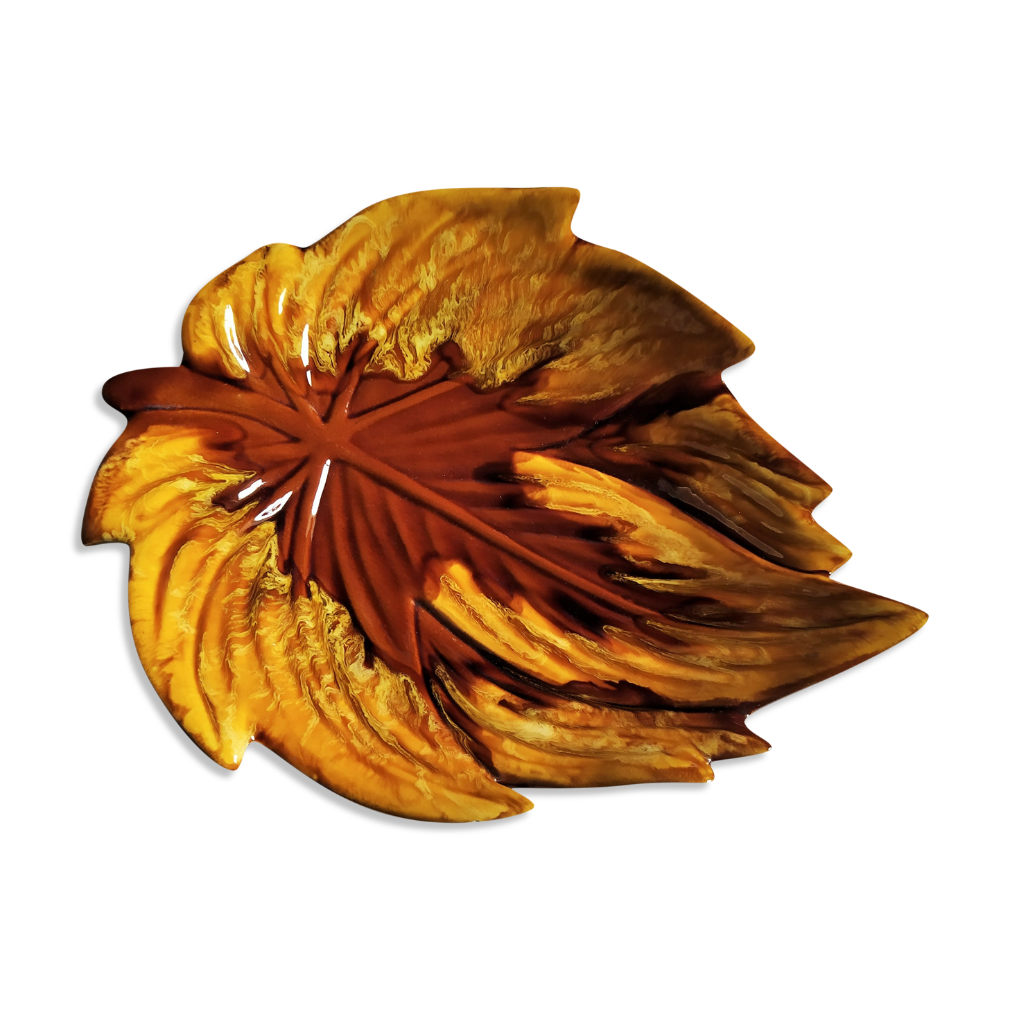 Vallauris 'Leaf of Charm' fruit cup