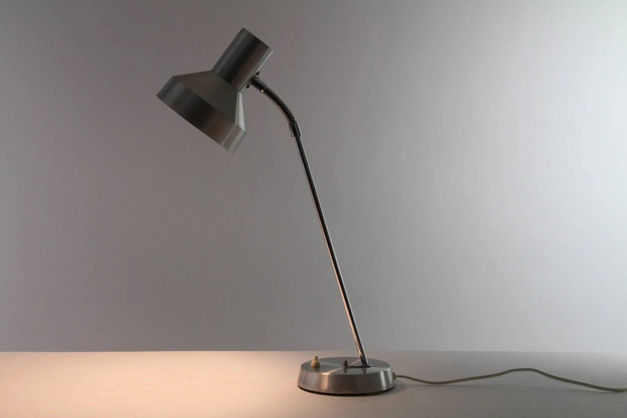 Eric Wärnå for EWÅ Armaturfabrik, Värnamo, Sweden — Model B-71 Desk Lamp, 1970s