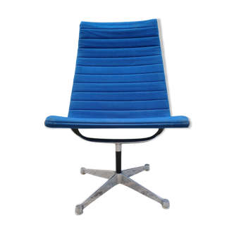 Chaise par Charles et Ray Eames