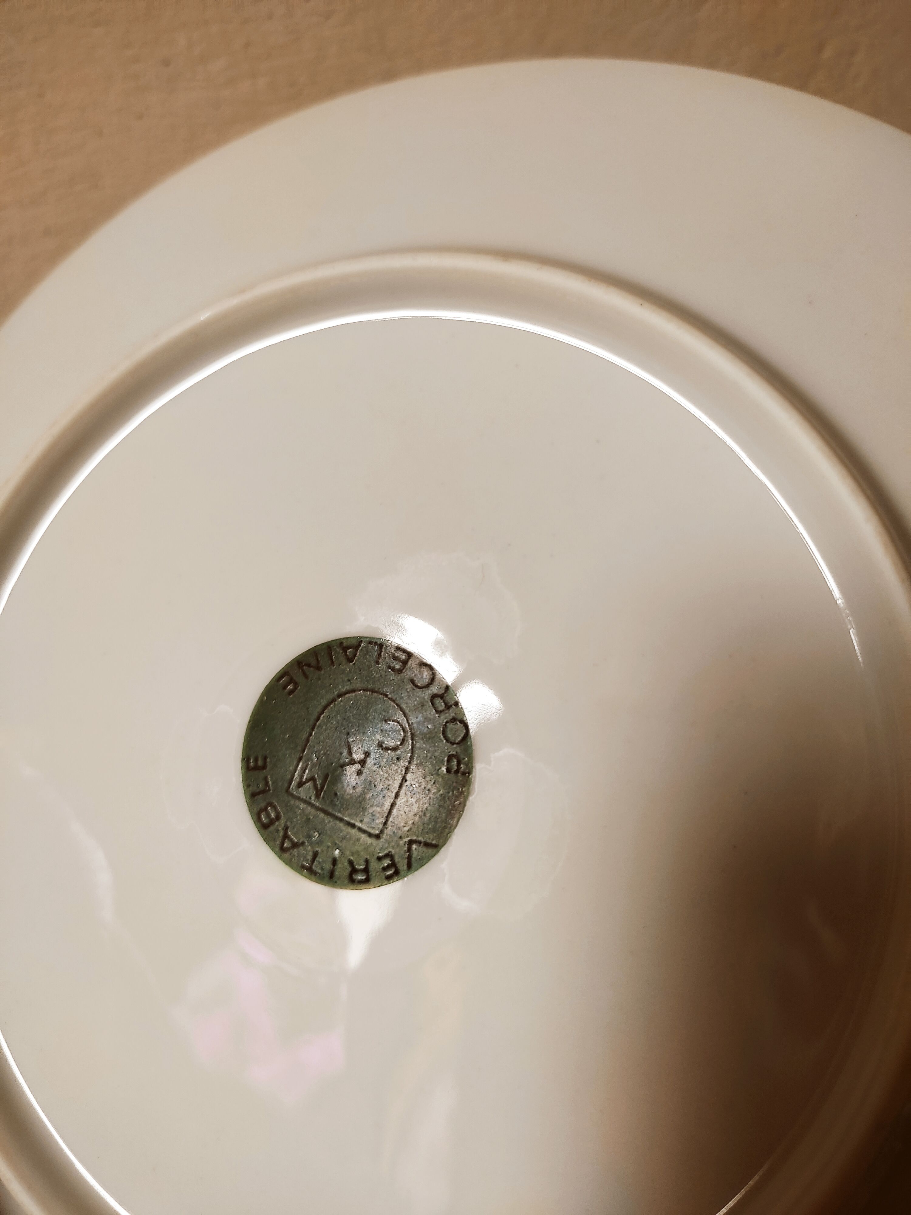 5 porcelain dessert plates