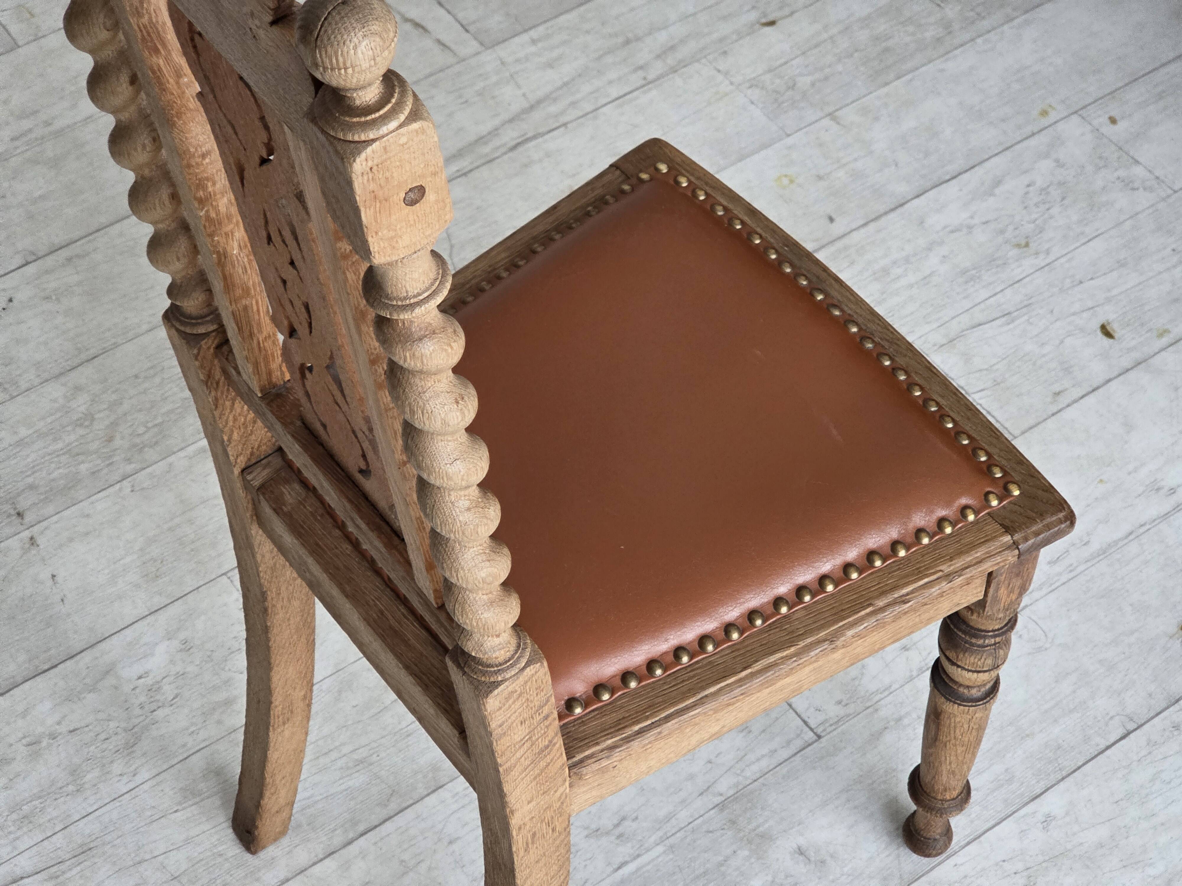 1930s, set of 4 Danish dining chairs, carved oak wood, furniture leather.