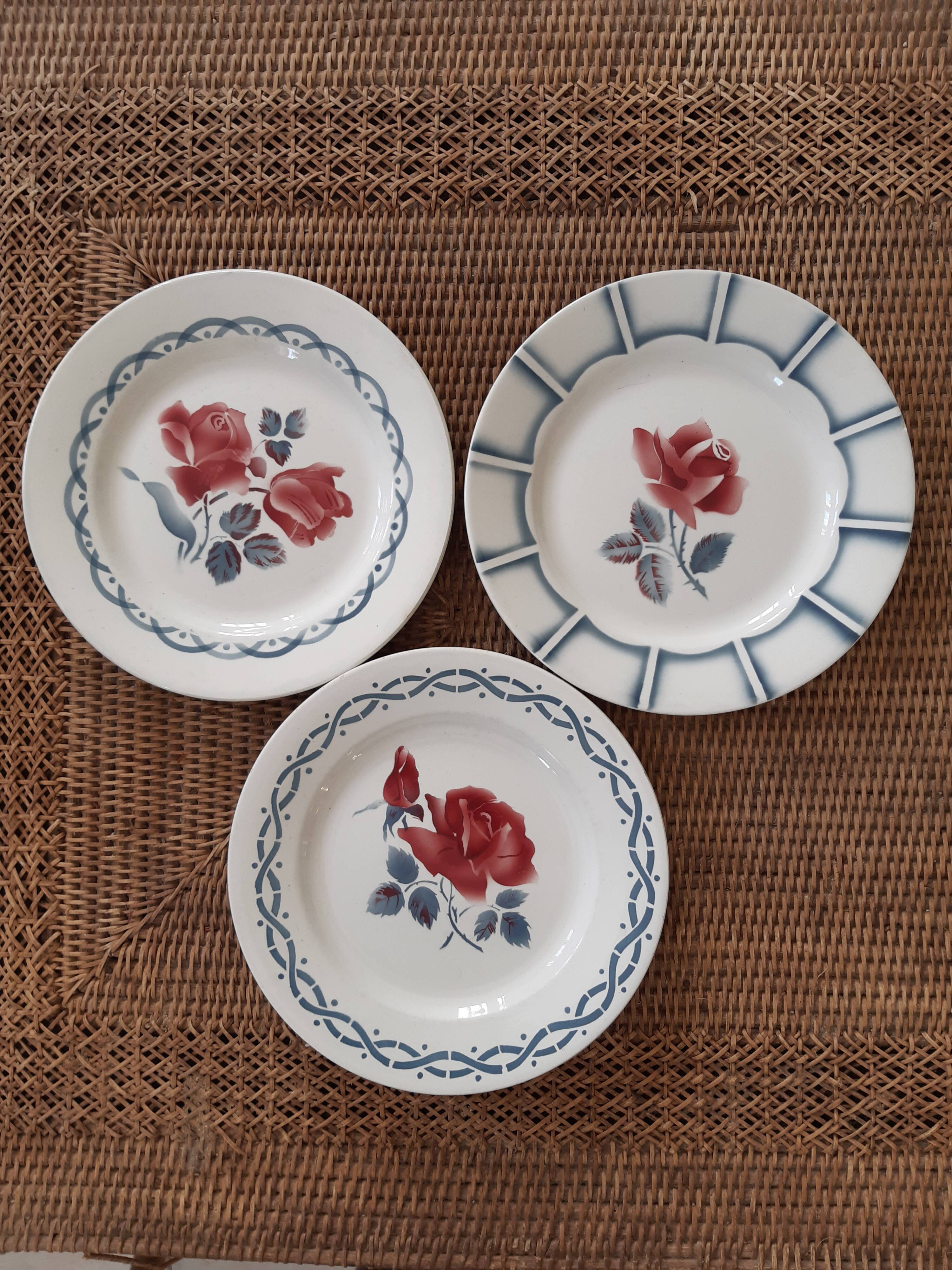 Digoin Sarreguemines plates