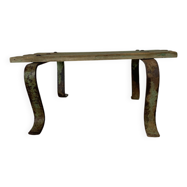 Tabouret bas  à lattes de bois et métal