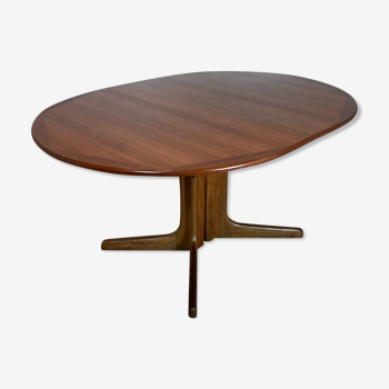 Extendable Scandinavian table 1960