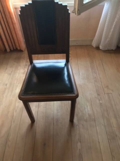 Set of 5 Art Deco chairs + one with a broken leg.