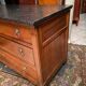 Commode colonnes plates merisier blond plateau marbre époque Restauration