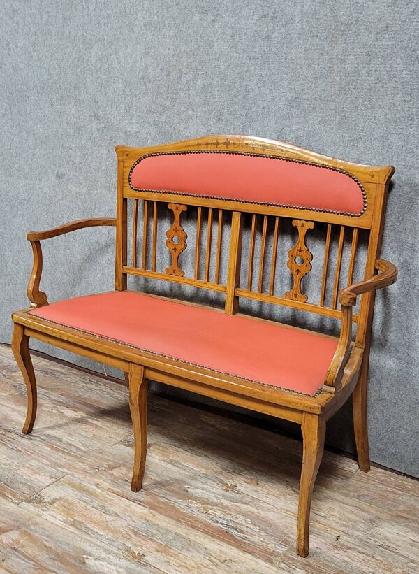 Banquette époque Art Nouveau en bois clair et marquéterie vers 1900