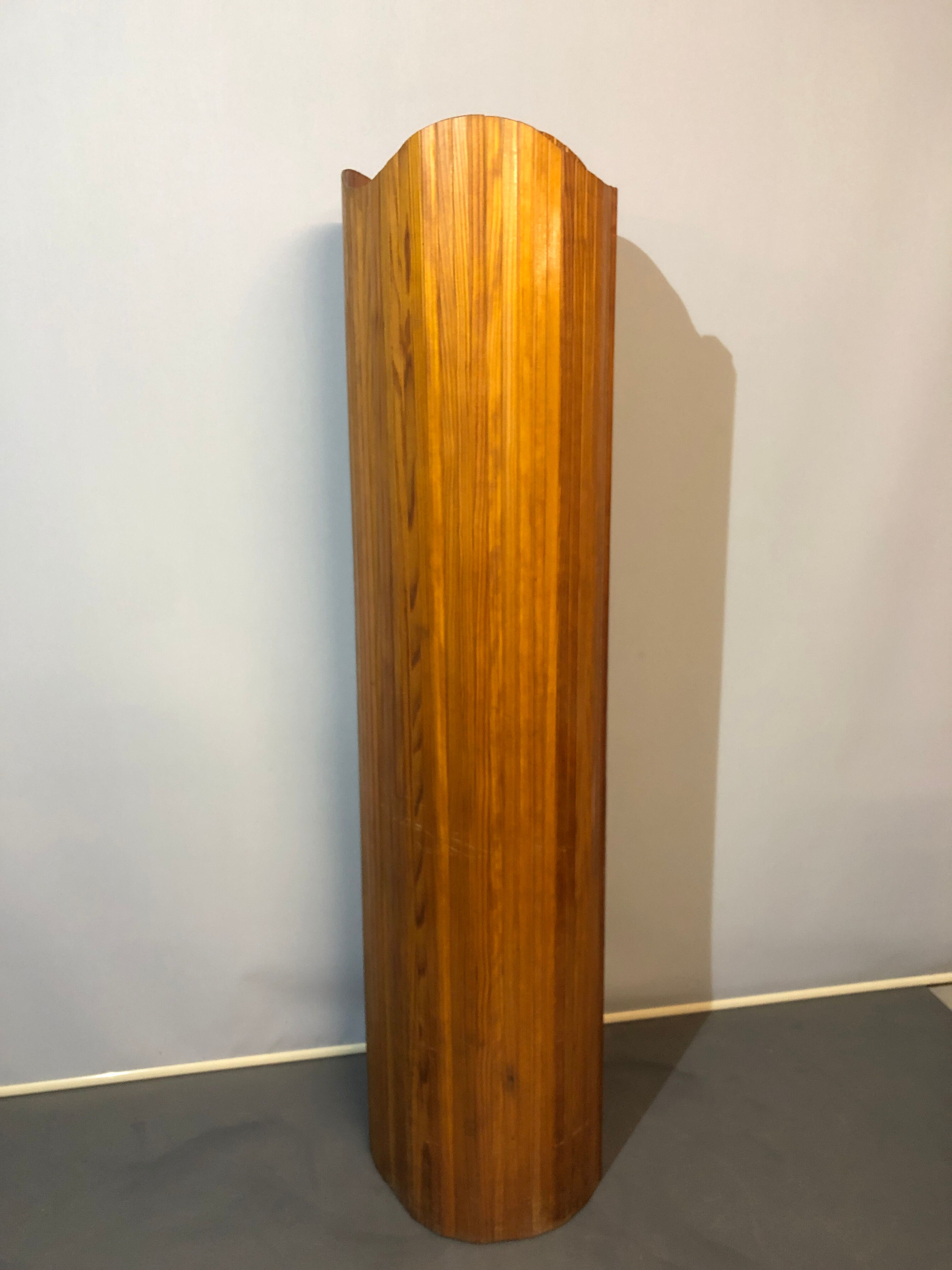 Ancien paravent en bois art deco vague style baumann 1950 en très bon état